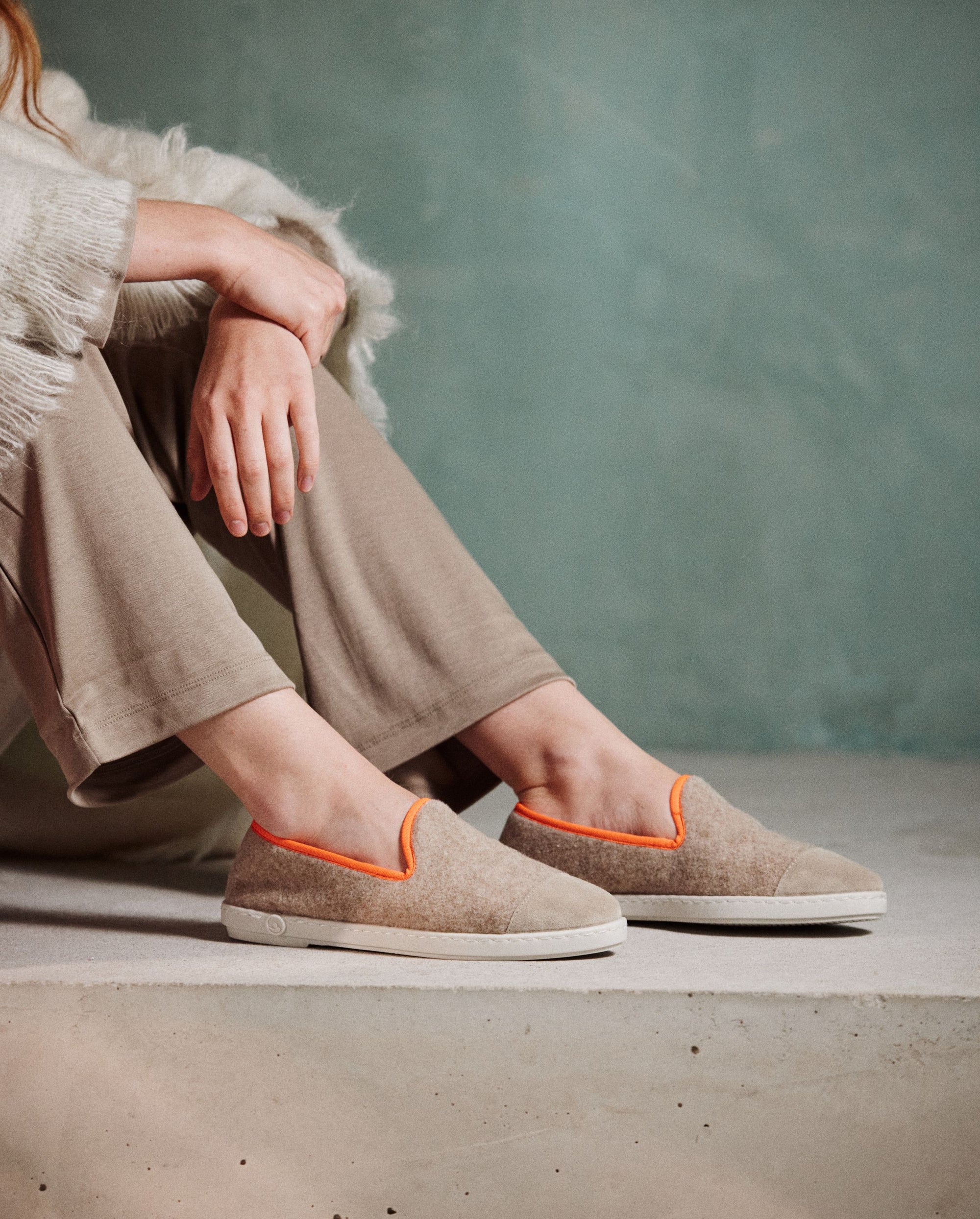 Women's wool slipper, camel fluo orange 