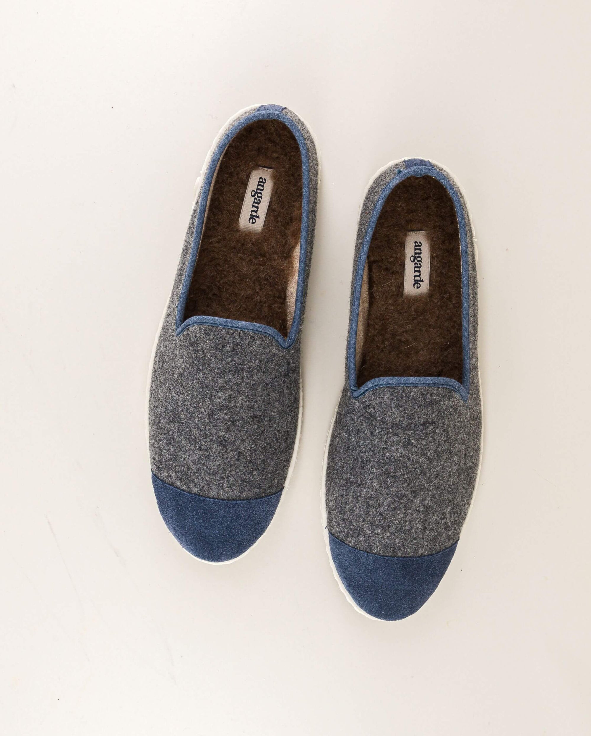 Men's wool slipper, light blue gray