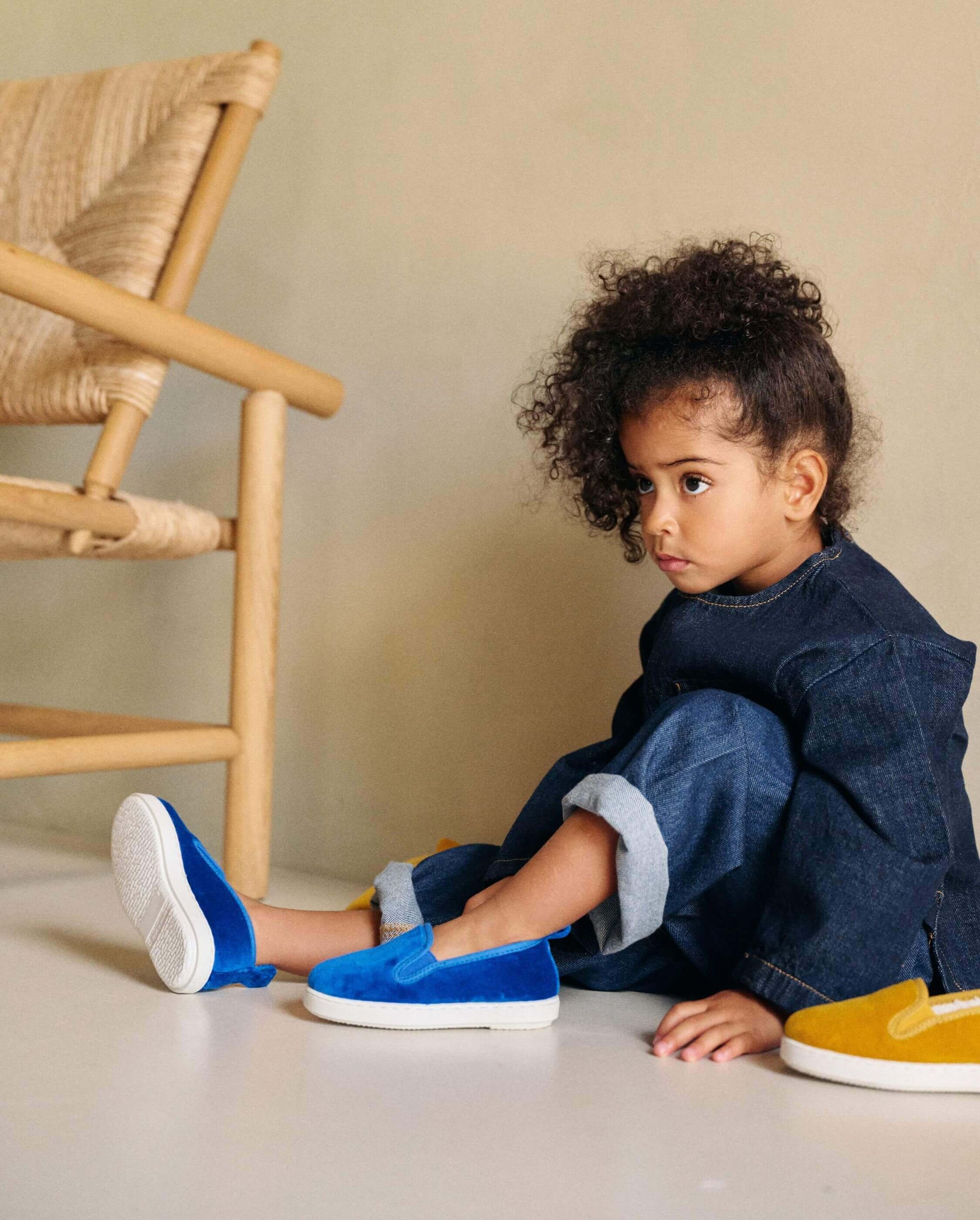 Chausson enfant velours, bleu lifestyle Angarde
