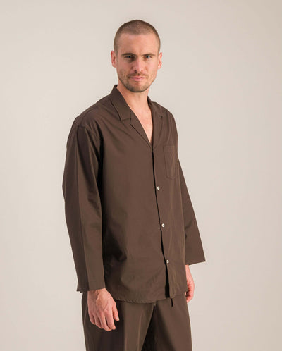 Chemise pyjama homme coton bio, chocolat profil Angarde