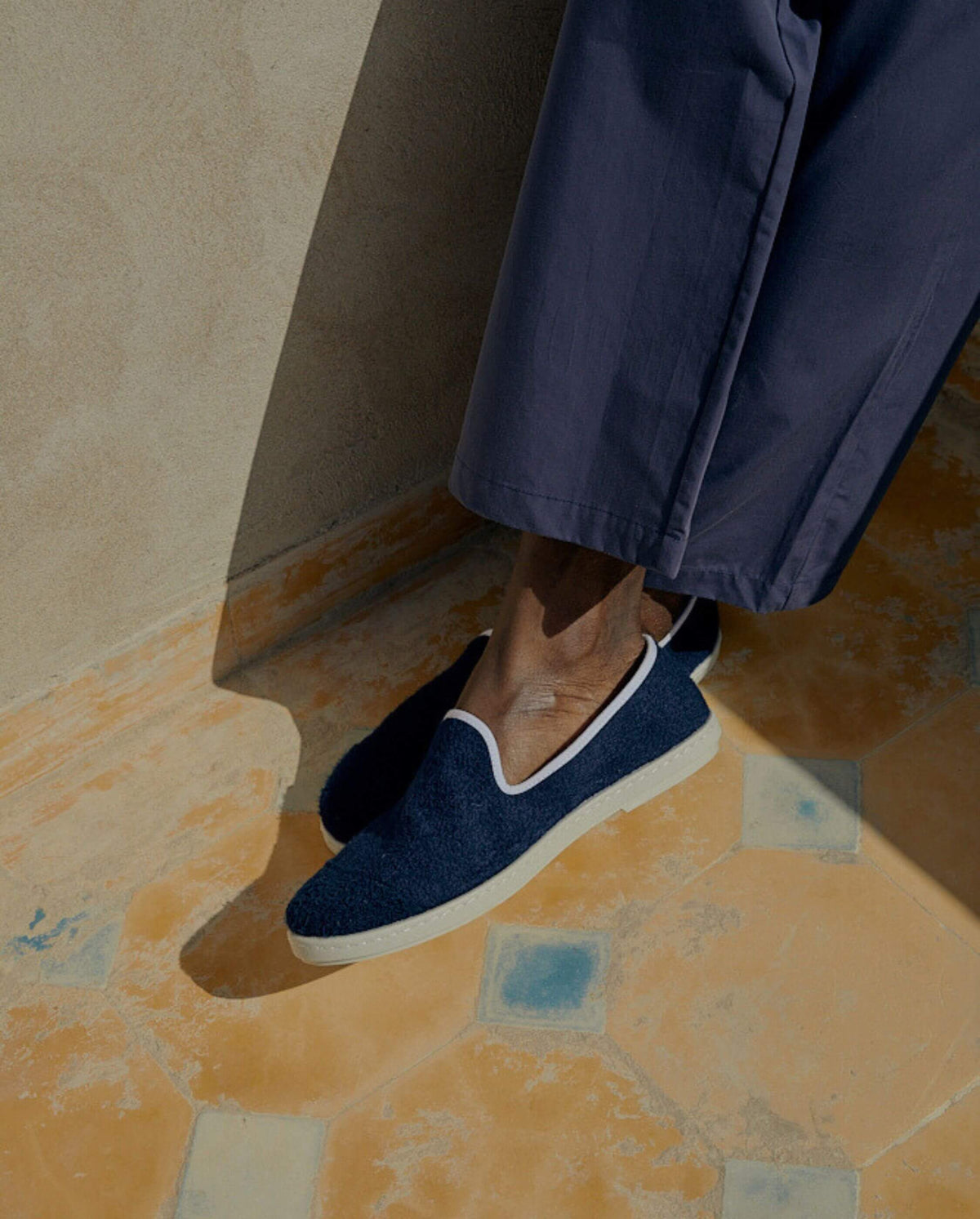 Espadrille homme eponge marine close up bis Angarde