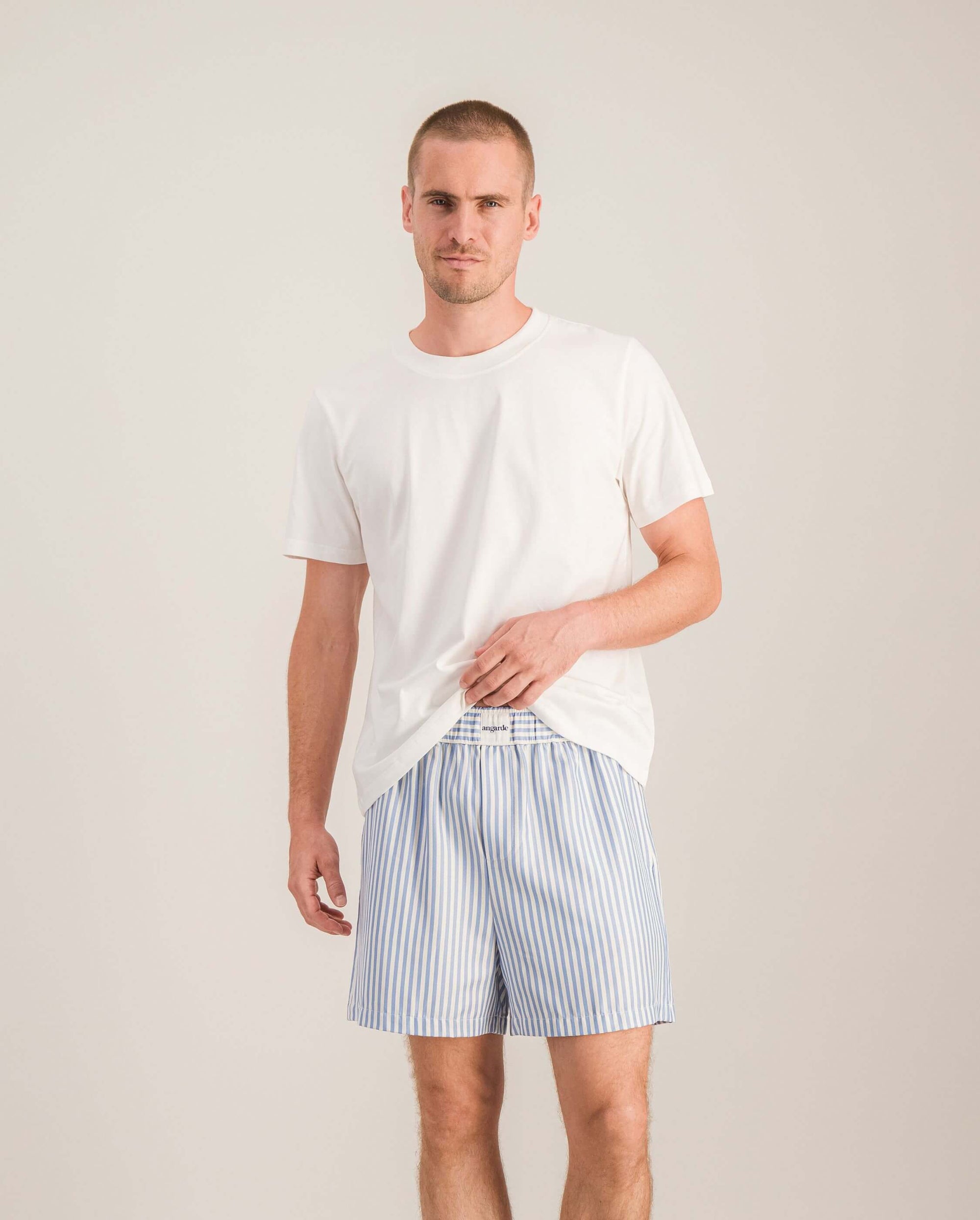 Short pyjama homme, rayures ciel