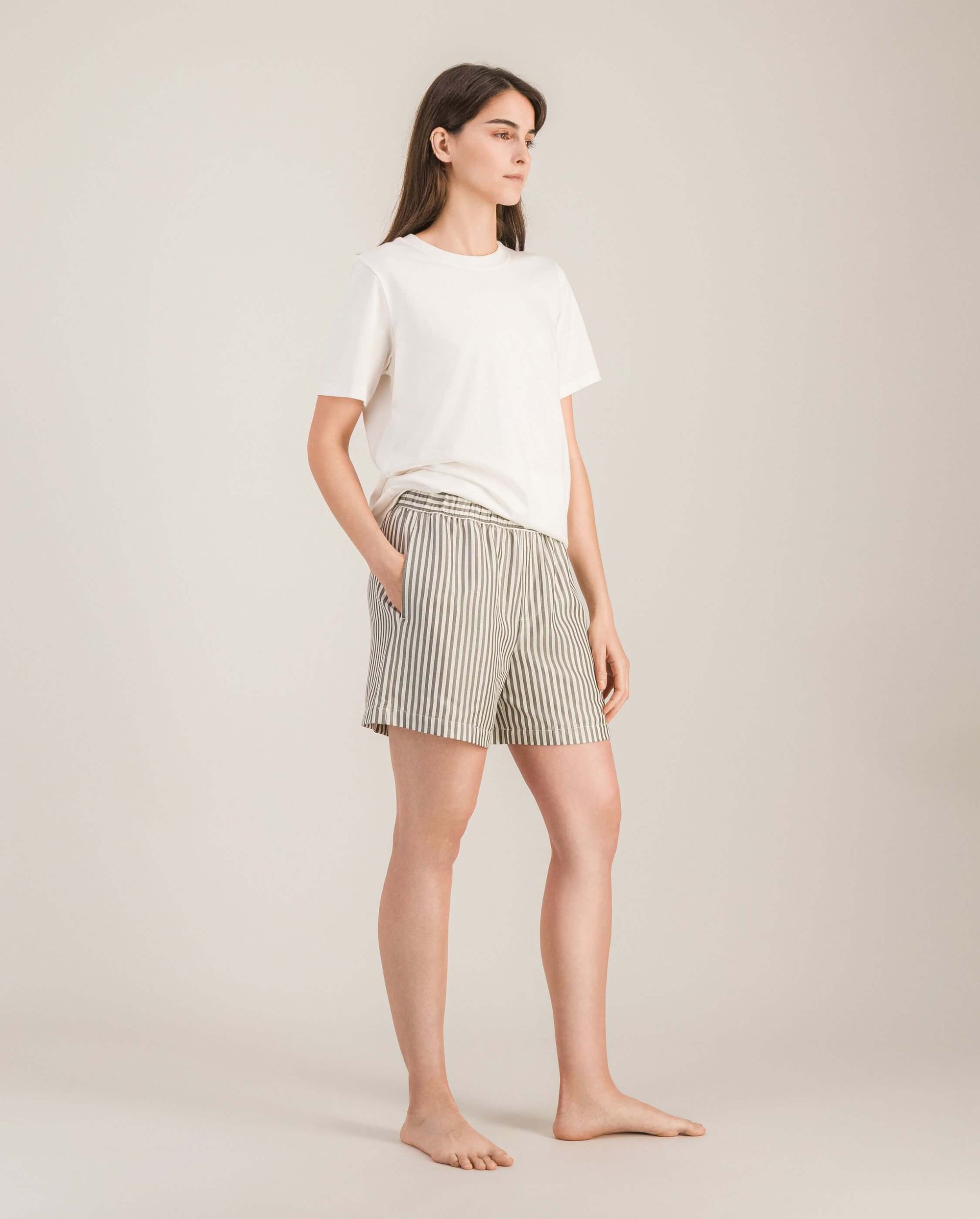 Women's t-shirt and shorts set, matcha