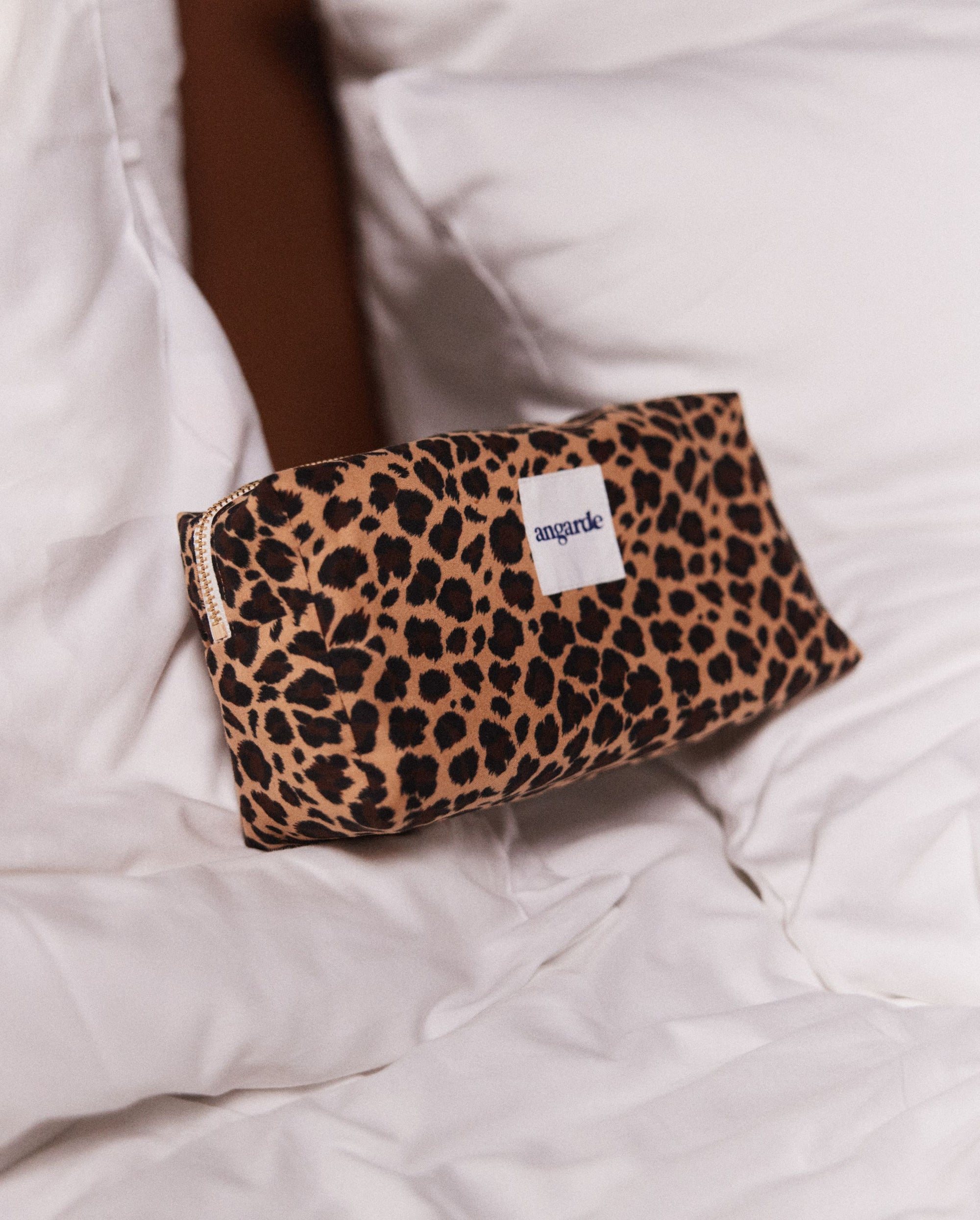 Toiletry bag, leopard