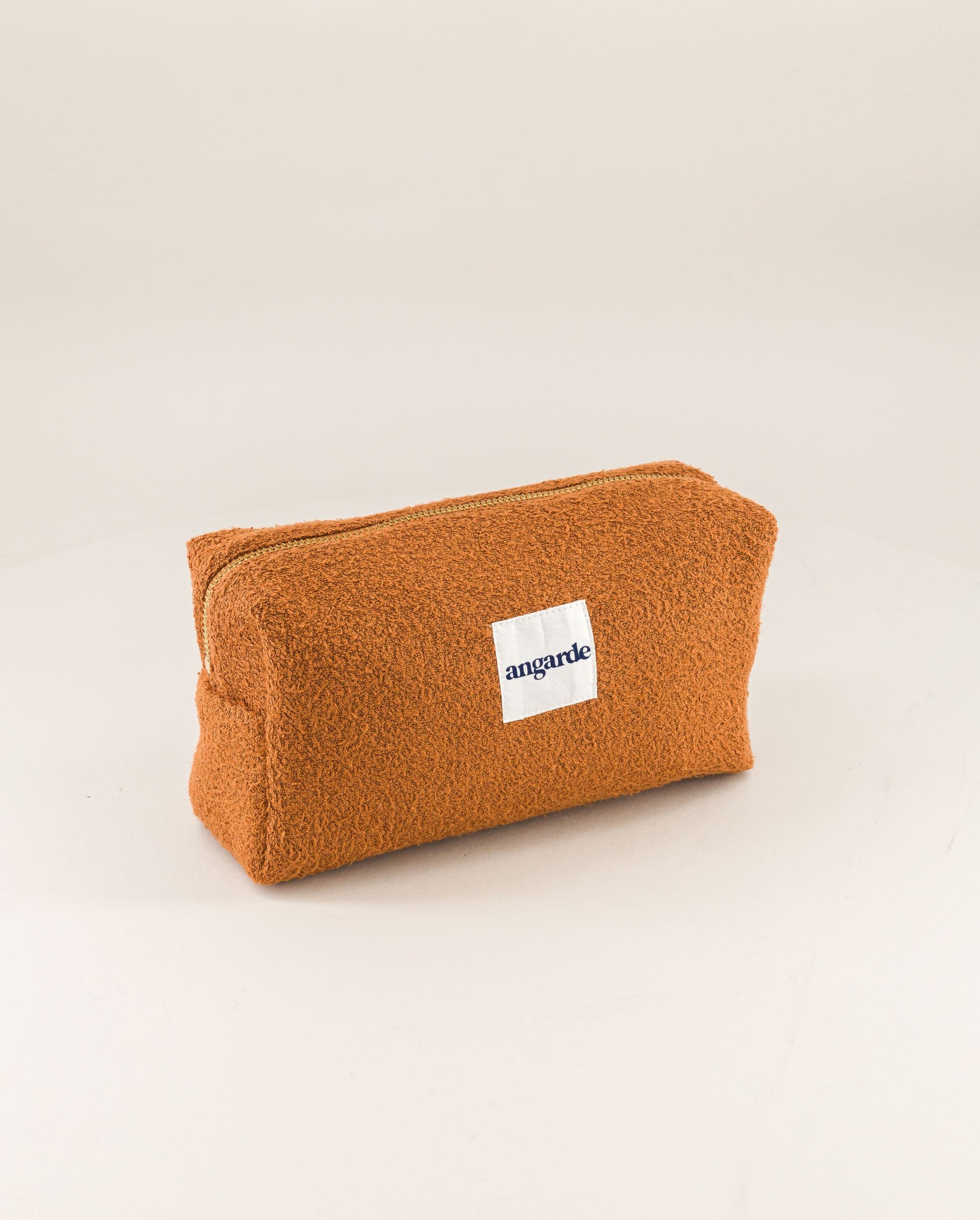 Toiletry bag, cognac