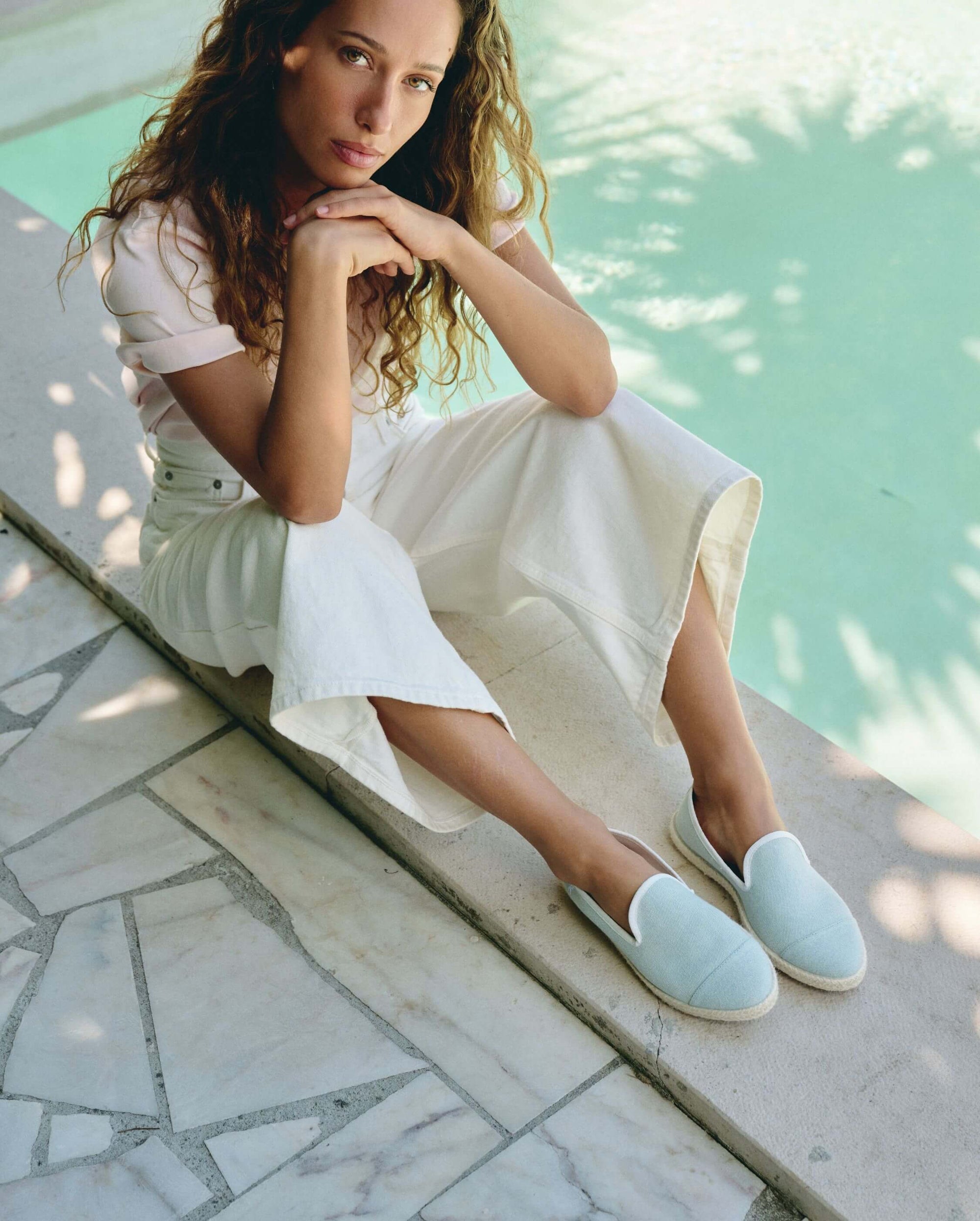 Espadrille femme coton denim clair lifestyle Angarde